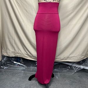 Rue 21 fitted maxi skirt, size XS.